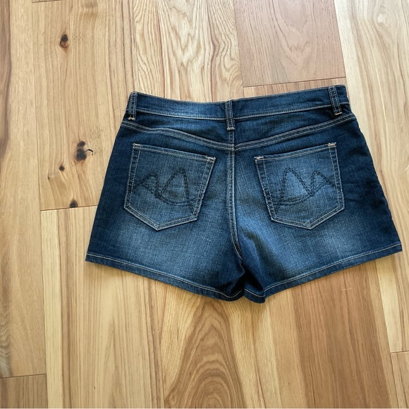 Jones New York Denim Short,Size 6 - Picture 2 of 7